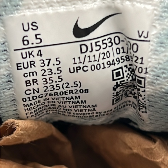 SOLD IN STORE Nike Air Women's Max 90 Fresh Air DJ5530-100 Size 6.5 - Picture 6 of 9